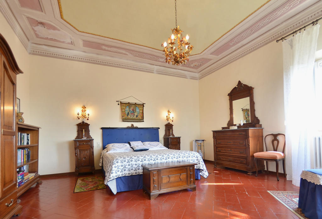 Villa Buonaparte Сан-Миниато Номер фото